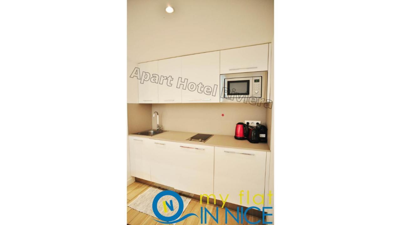 Aparthotel Riviera: Beachfront Old Town Studio with AC Nice Exterior photo